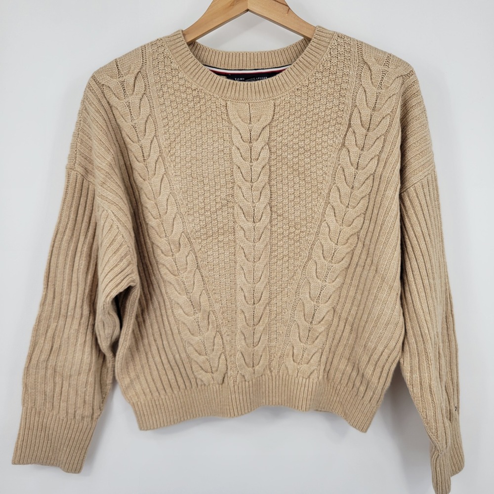 Tommy Hilfiger Sweater Women Small Tan Cable Knit Preppy Coastal Academic Fall